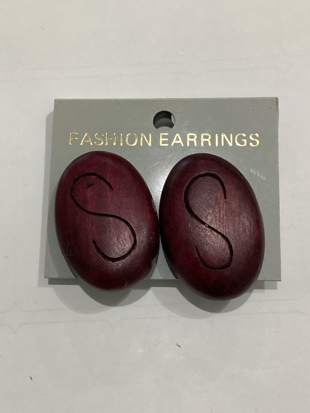 Fashion Earrings Wooden Maroon Oval Statement clip on Earrings